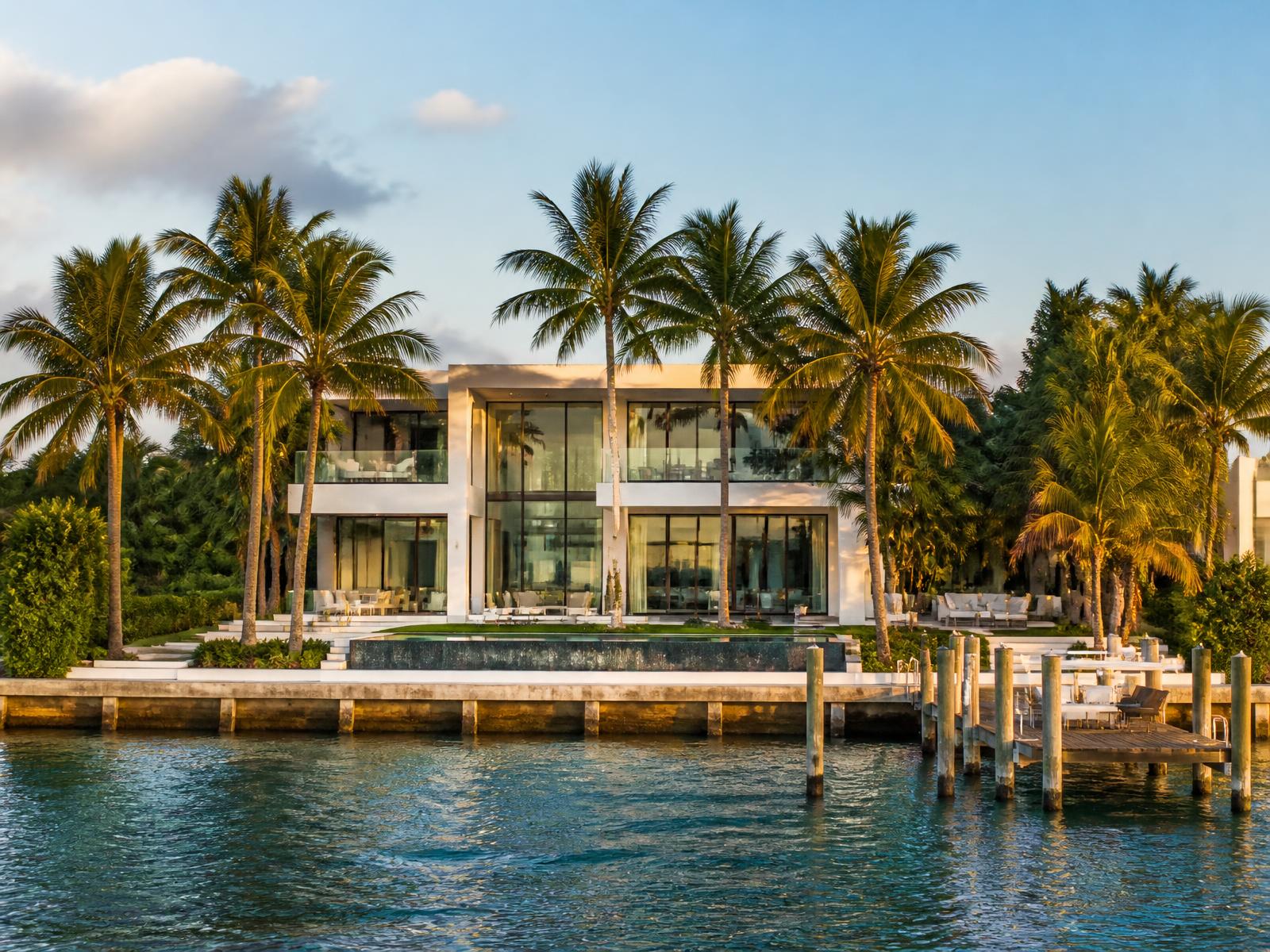 Palm Island — residential architecture in Miami-Dade County, Florida